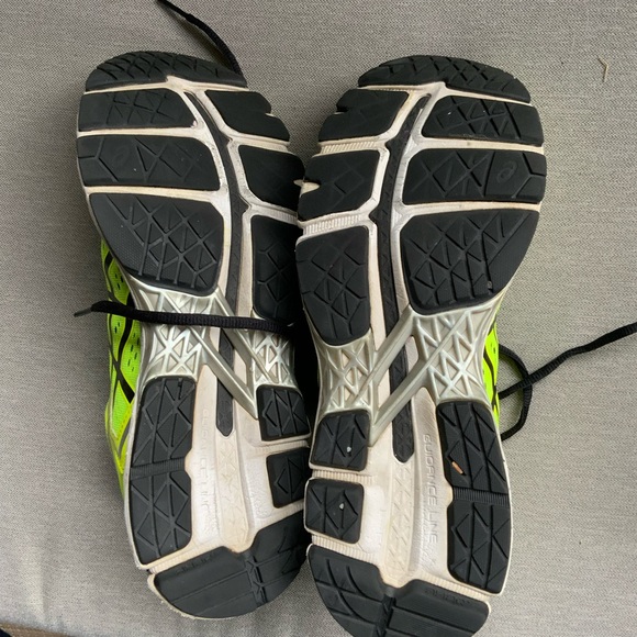 ASICS Vibrant Lime Athletic Shoes - Picture 4 of 6